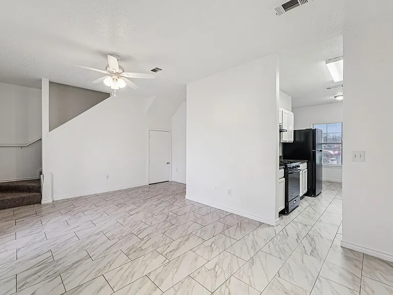 Springdale Estates Townhomes — Photo 9