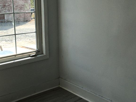 2nd image of 420 Macon St