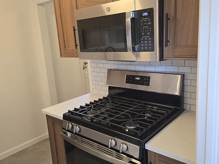 4492 Zenobia St — Photo 5