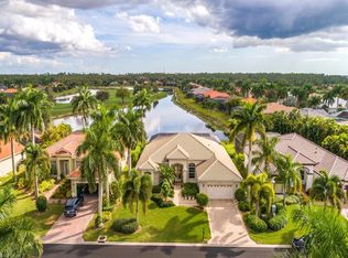 5013 Castlerock Way, Naples, FL 34112