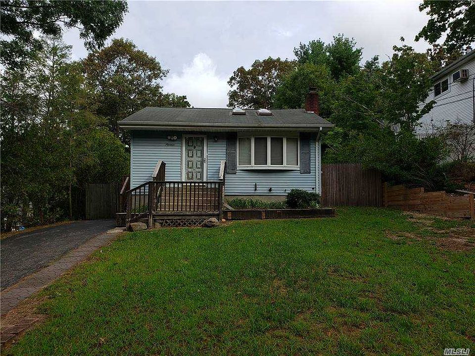 1st image of 19 Belmont Dr