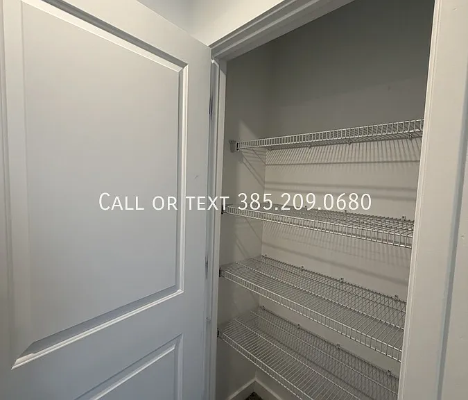 953 W Fox Run Ave — Photo 22