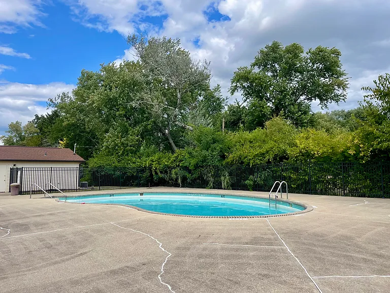 40 Terrace Ct — Photo 34