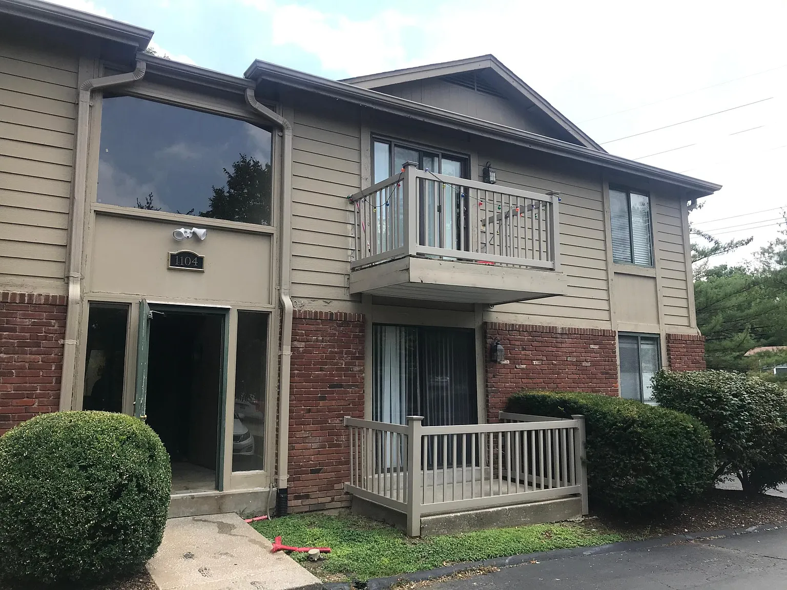 1104 Mariedale Ct APT B photo 1