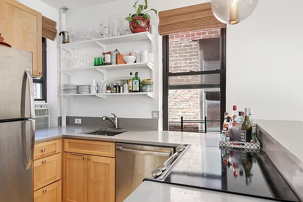 Rented by Corcoran | media 3