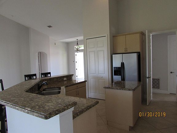 5th image of 2301 SW Halissee Street