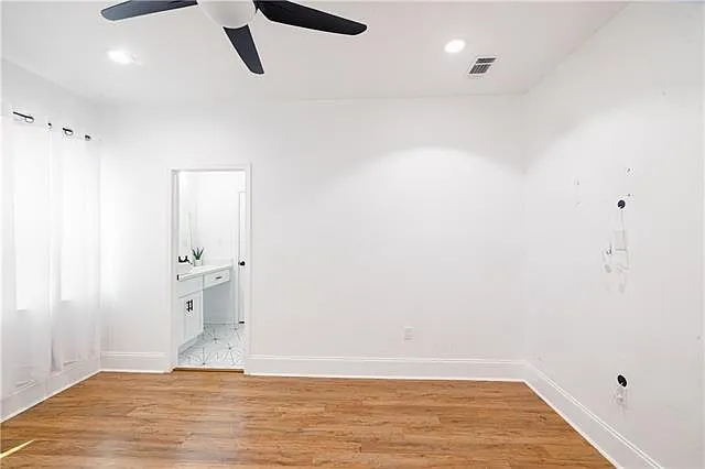 4407 Washington Ave — Photo 10