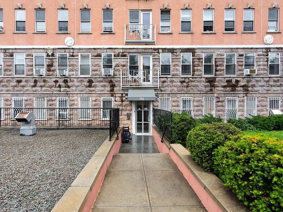 1st image of 792 Sterling Pl APT 1K