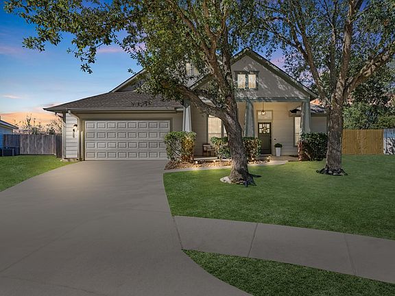 3rd image of 19310 Arbor Breeze Ct