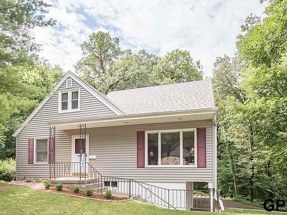 3rd image of 357 Elmwood Dr