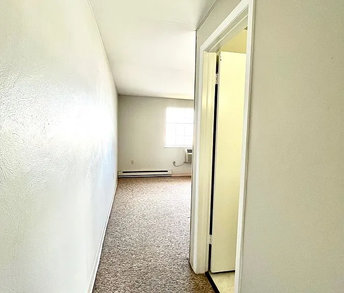 W Clearview Dr — Photo 9