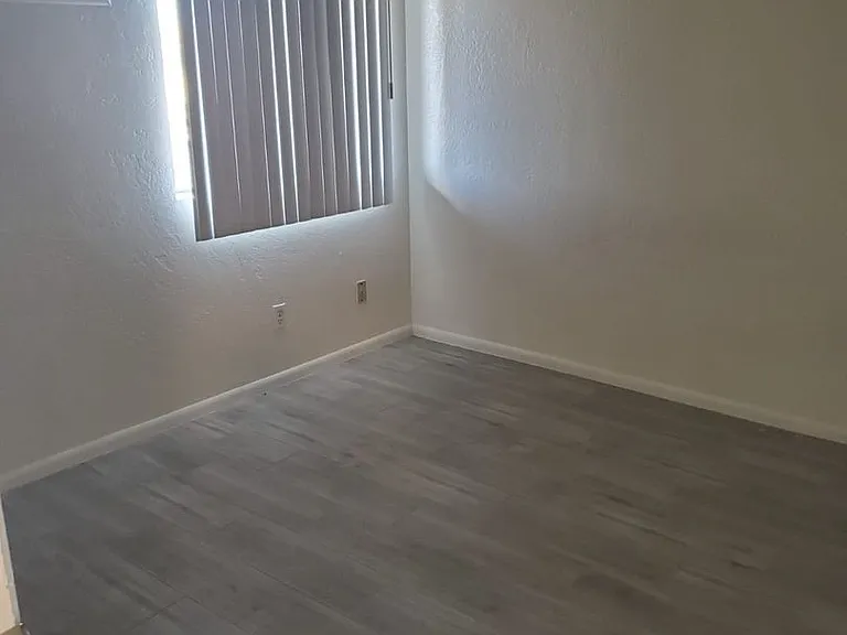 Casa Larga Apartments — Photo 7