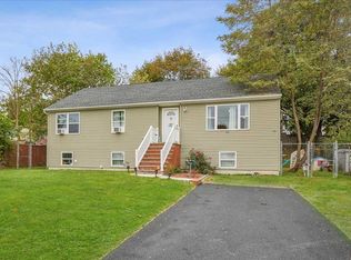 11 Hampshire Rd, Fishkill, NY 12524