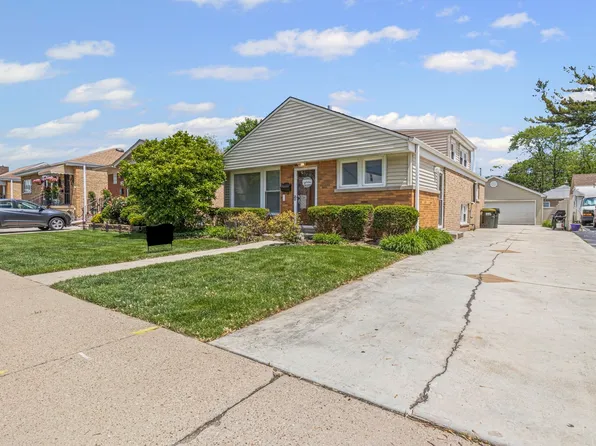 4061 Wesley Ter, Schiller Park, IL 60176
