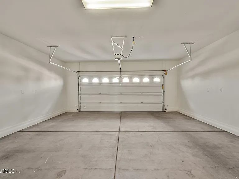 3659 E Dogwood Dr — Photo 16