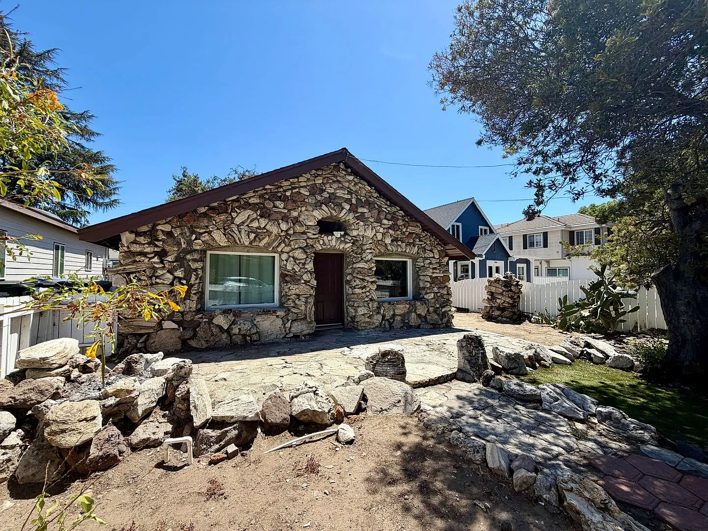 Charming 2 bedroom 1 bathroom house in Thousand Oaks! — Photo 3