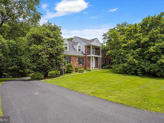 2nd image of 9708 Locust Hill Dr