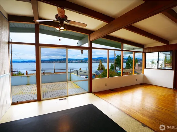 10862 Dixon Drive S, Seattle, WA 98178