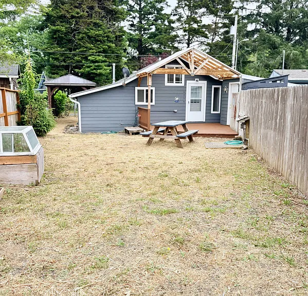 6239 SW Jetty Ave — Photo 15