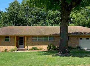 115 N E St, Blackwell, OK 74631