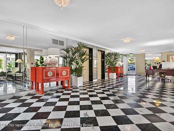 4th image of 227 Australian Ave #2C