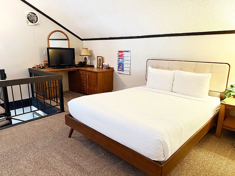 2080 Trollhaugen Ct #310 — Photo 31