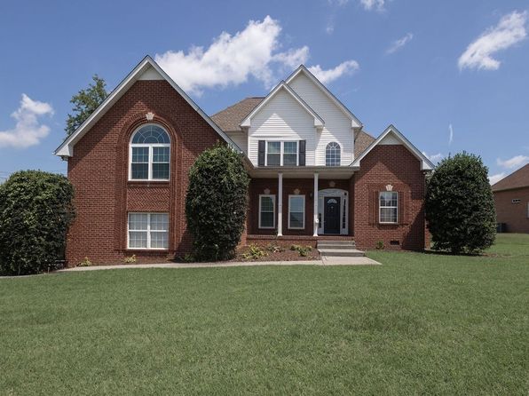 100 Strathmore Ct
