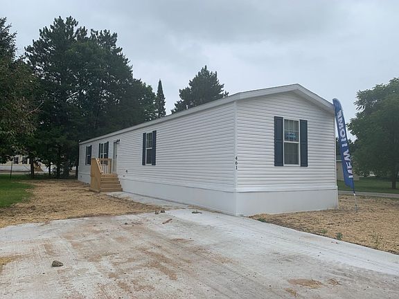 4th image of 461 Lazy River Way