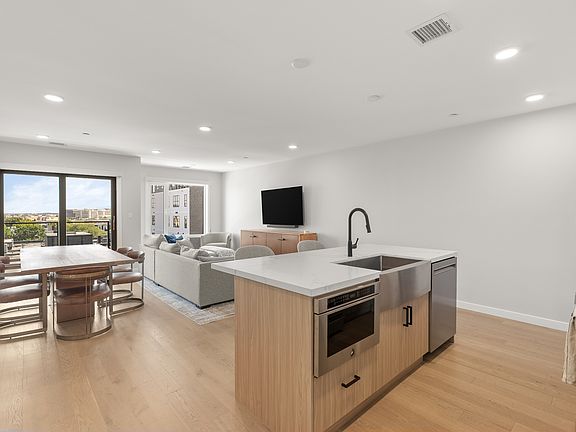 5th image of 457 W Broadway #502