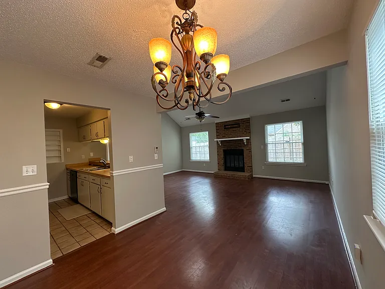 4809 Cliffony Dr — Photo 13