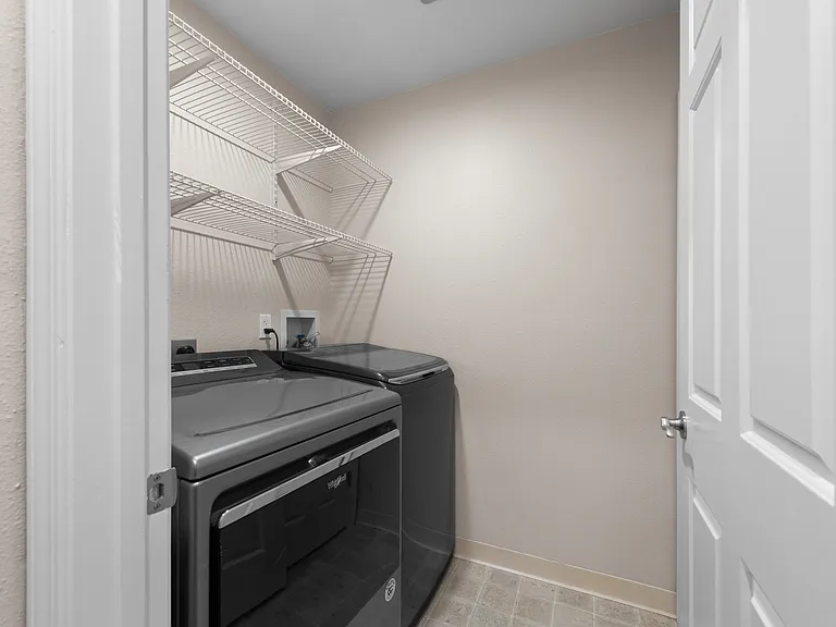 318 Lone Oak Dr — Photo 24