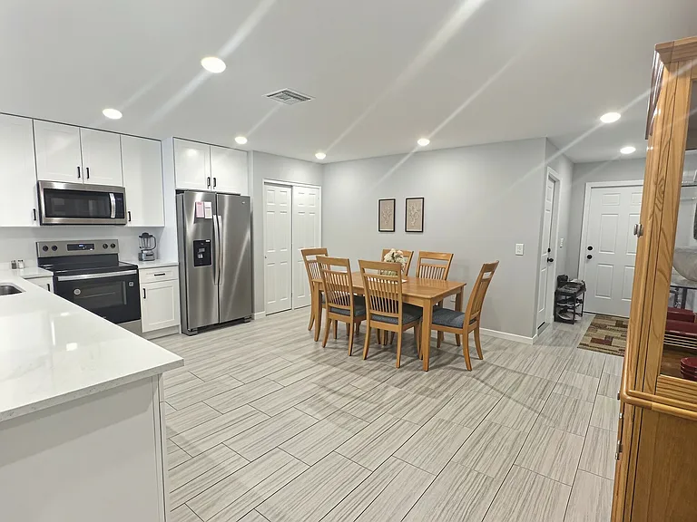 12046 Tetzel Ave — Photo 6