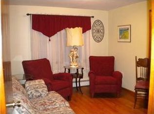 114 Rushmore Ave, Providence, RI 02909