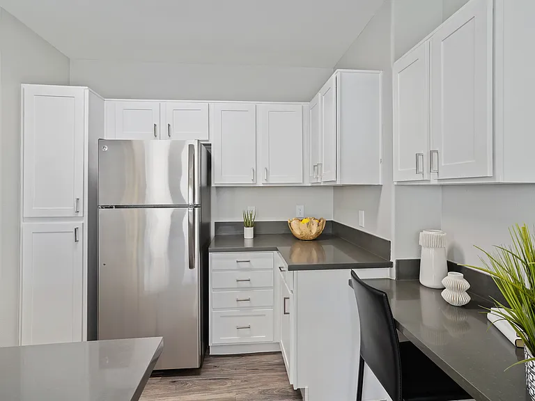 Allegro Apartments — Photo 17