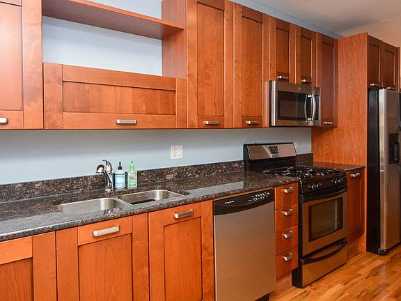 3rd image of 3654 W Berteau Ave Unit 3