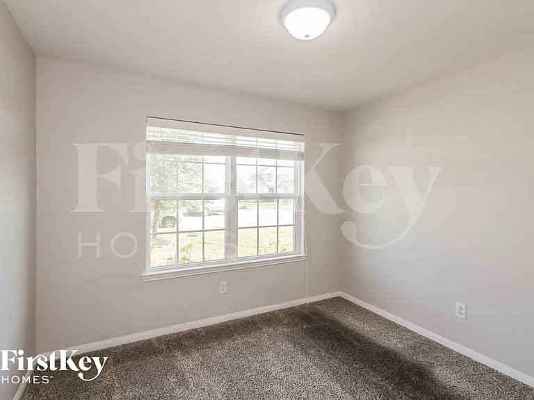 3004 Oak Ln — Photo 12
