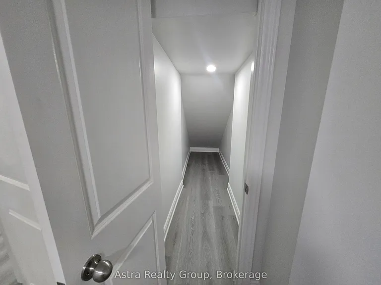 105 Coldwell Bay Cir — Photo 8