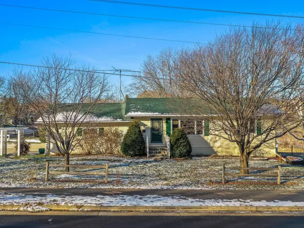 701 2nd Ave NW, Byron, MN 55920