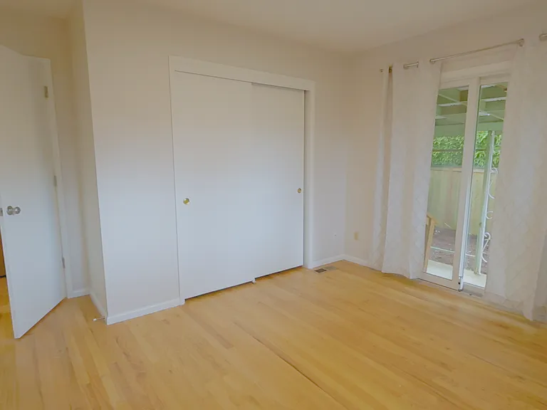 6208 SE Woodstock Blvd — Photo 12