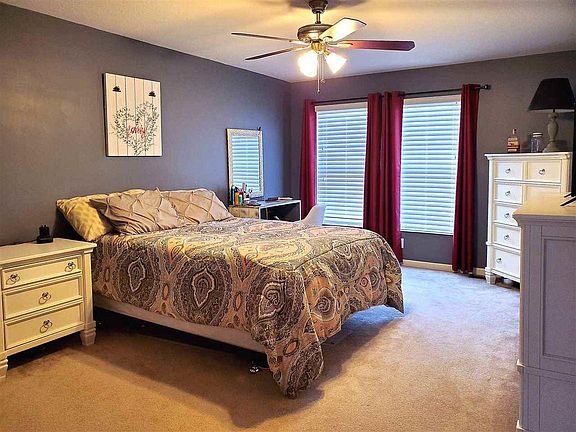 5th image of 1225 Edgewater Way