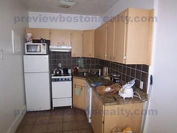 2nd image of 1082 Commonwealth Ave #R205