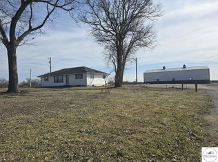 64 NE 530th Rd, Clinton, MO 64735