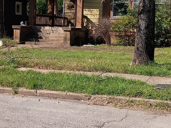 2526 N 17th St, Waco, TX 76708