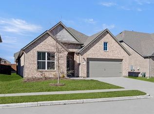 2907 Hanscom St, Forney, TX 75126