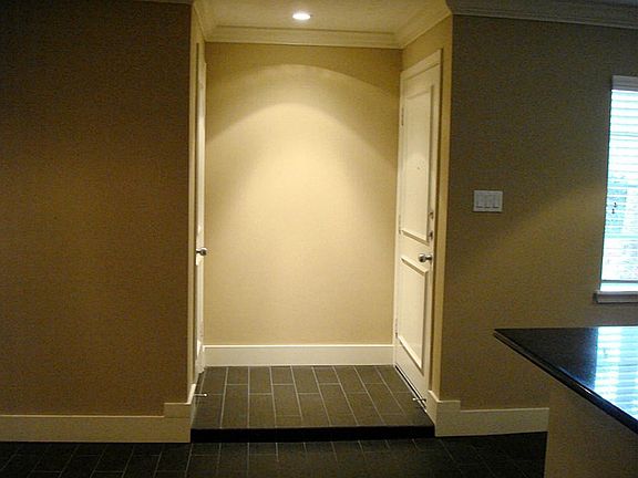 2nd image of 1926 Norfolk St APT 15