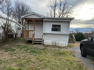 314 9th St, Vinton, VA 24179