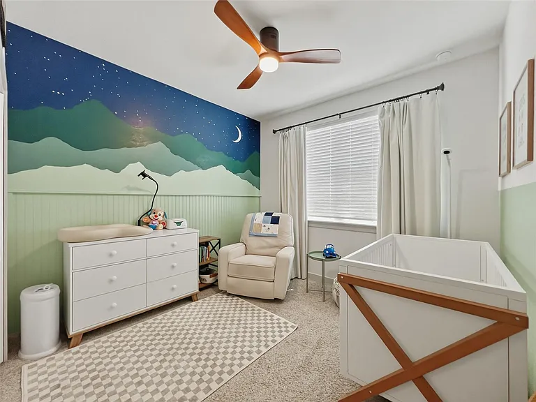 10620 Deaton Ln — Photo 6