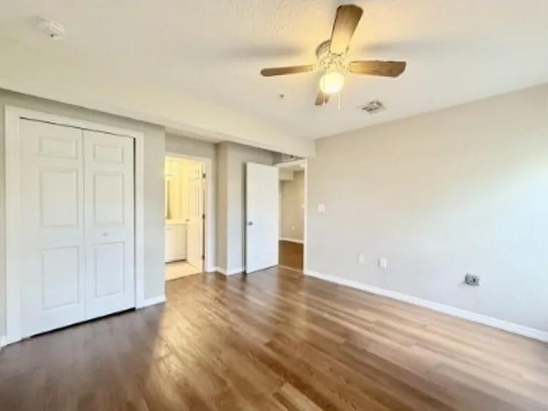 425 F St #3 — Photo 19