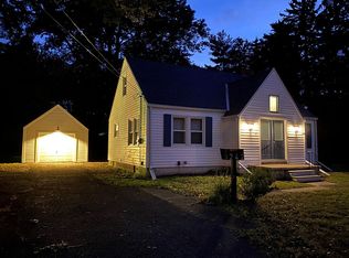 242 16th St, Elyria, OH 44035