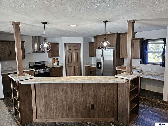 4th image of 402 S Blackburn Ave